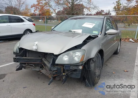 2005 Nissan Altima 2.5 S from USA, damaged, VIN 1N4AL11D95C201961